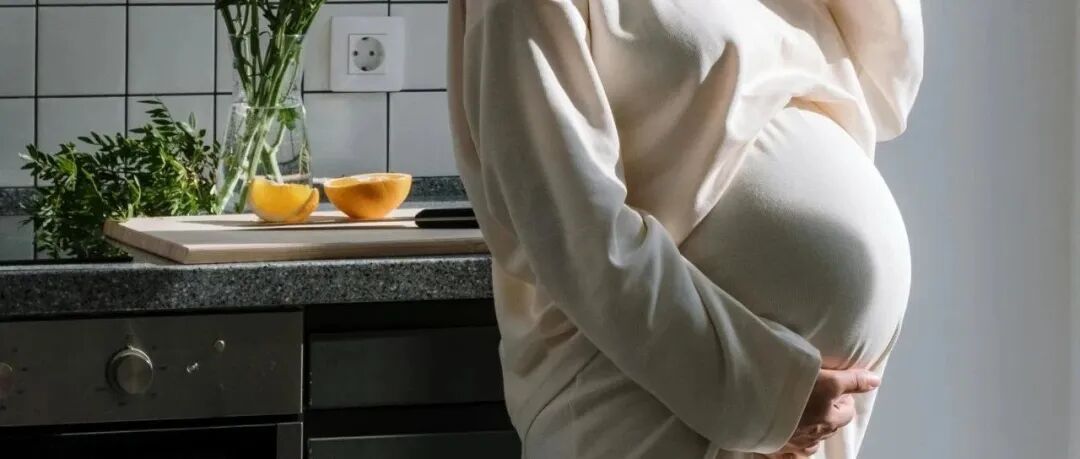 所以,为了大家的孕期安全,还请听从医生的安排,尽量移植一枚胚胎。